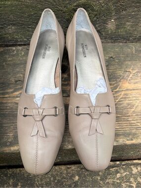 Ros Hommerson Chestnut Taupe Softy Leather Slip-On Loafers